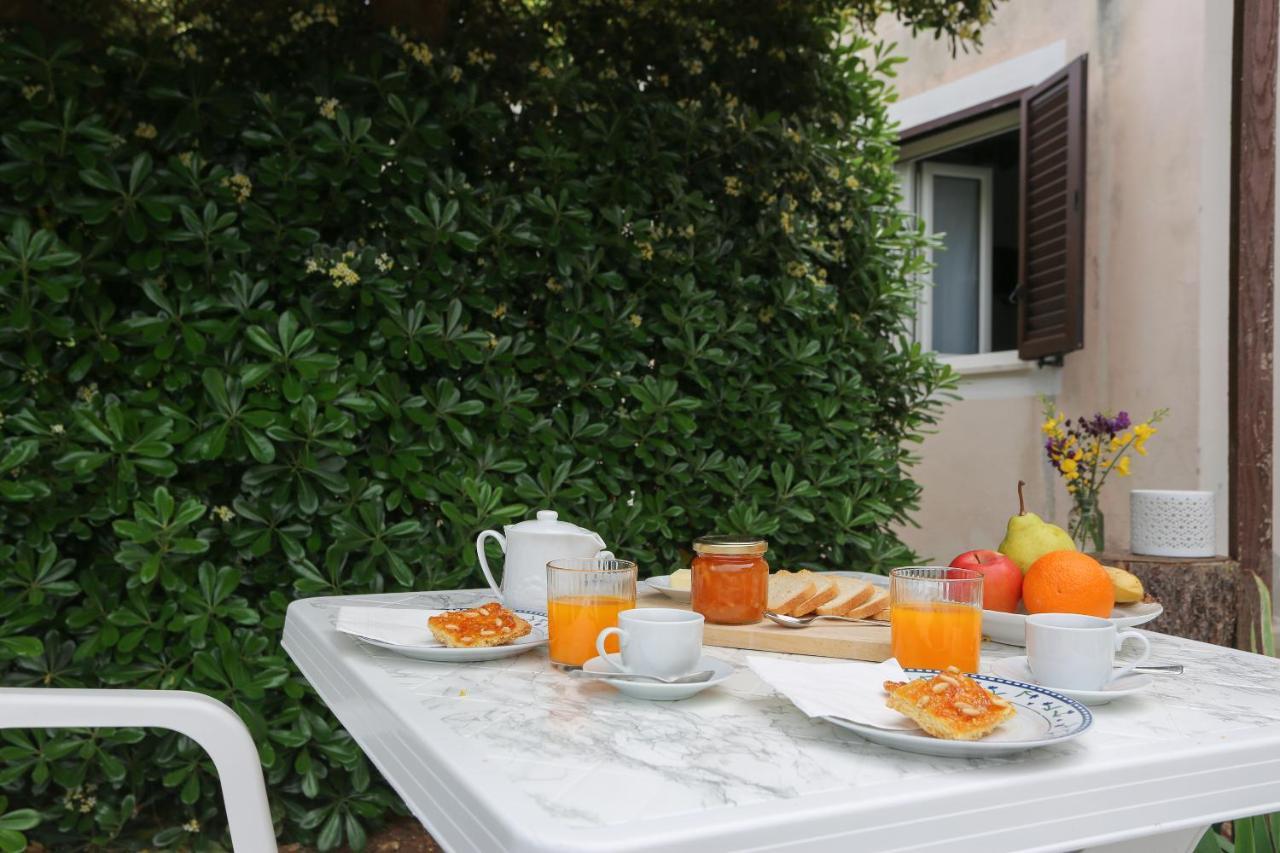 Apartments Eugenio Turizam Soline  Ngoại thất bức ảnh