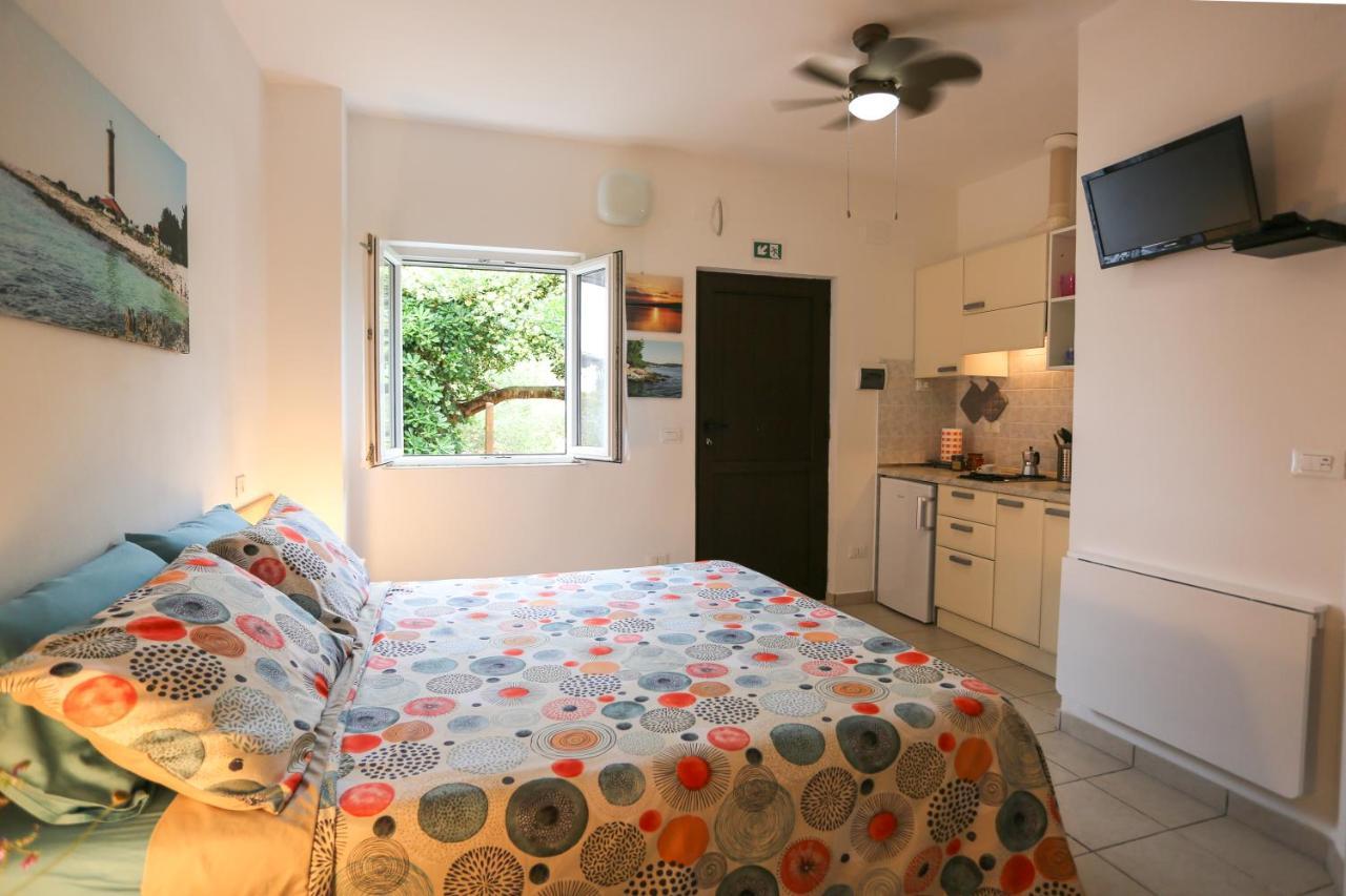 Apartments Eugenio Turizam Soline  Ngoại thất bức ảnh