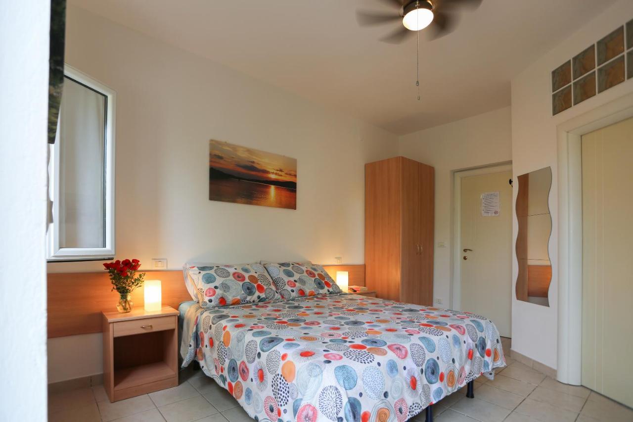 Apartments Eugenio Turizam Soline  Ngoại thất bức ảnh