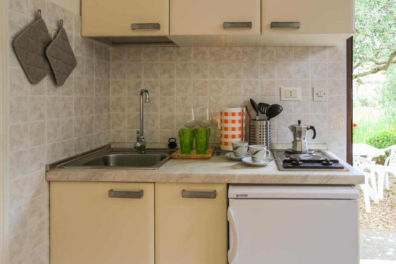 Apartments Eugenio Turizam Soline  Ngoại thất bức ảnh